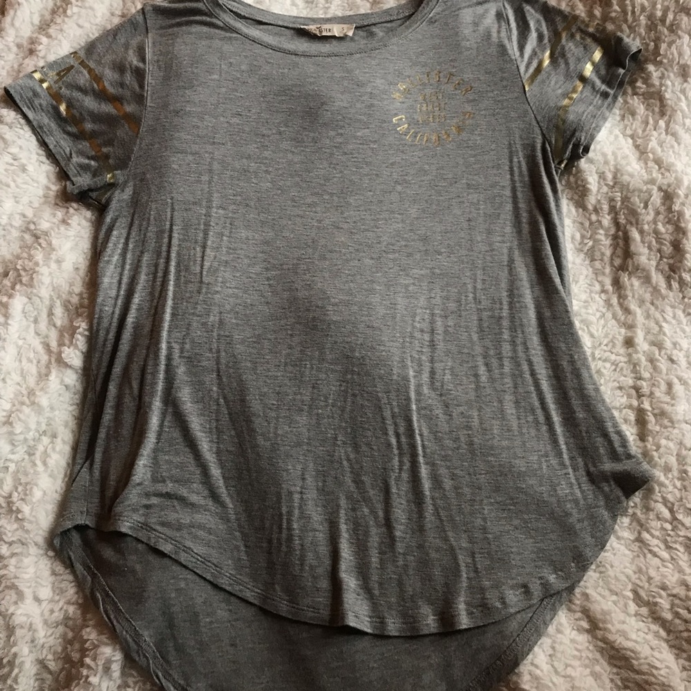 Grey and gold tshirt